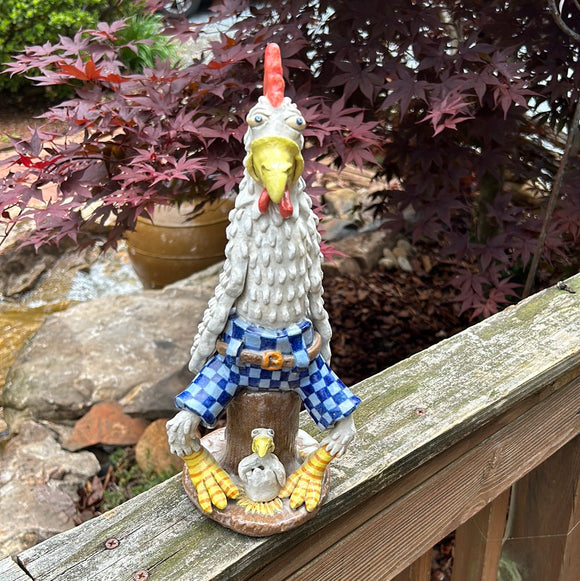 Stacey Lambert Rooster w Chickie 10” t